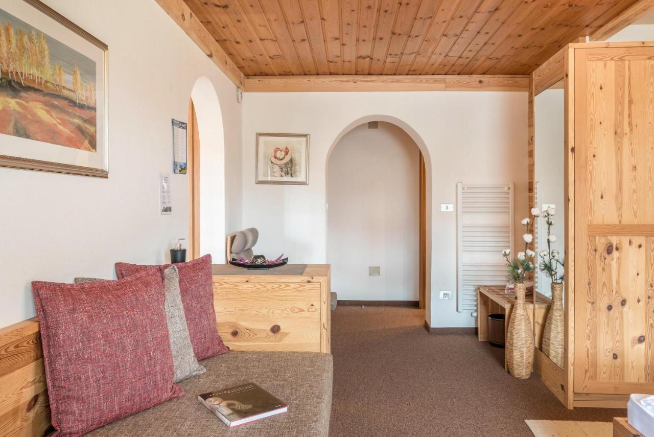 Haus Sonnegg Sonnenuntergang Apartment Laion Bagian luar foto